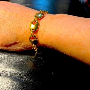 Vintage gold filled 8” long with clasp stylish bracelet